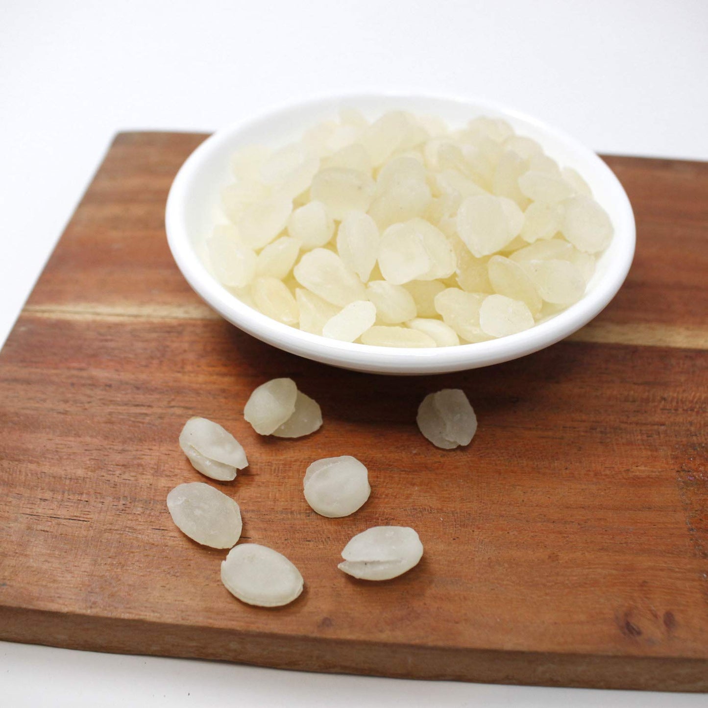 DOL Dried Snow Swallow Natural Malaysia, 100% Natural Snow Lotus Seed Gum Gleditsia Sinensis, Plant Collagen and Low Fat, Good With Peach Gum 清熱潤肺 排毒養顏 AAA級精選 野生雙莢皂角米 雪蓮子 8OZ/Bag