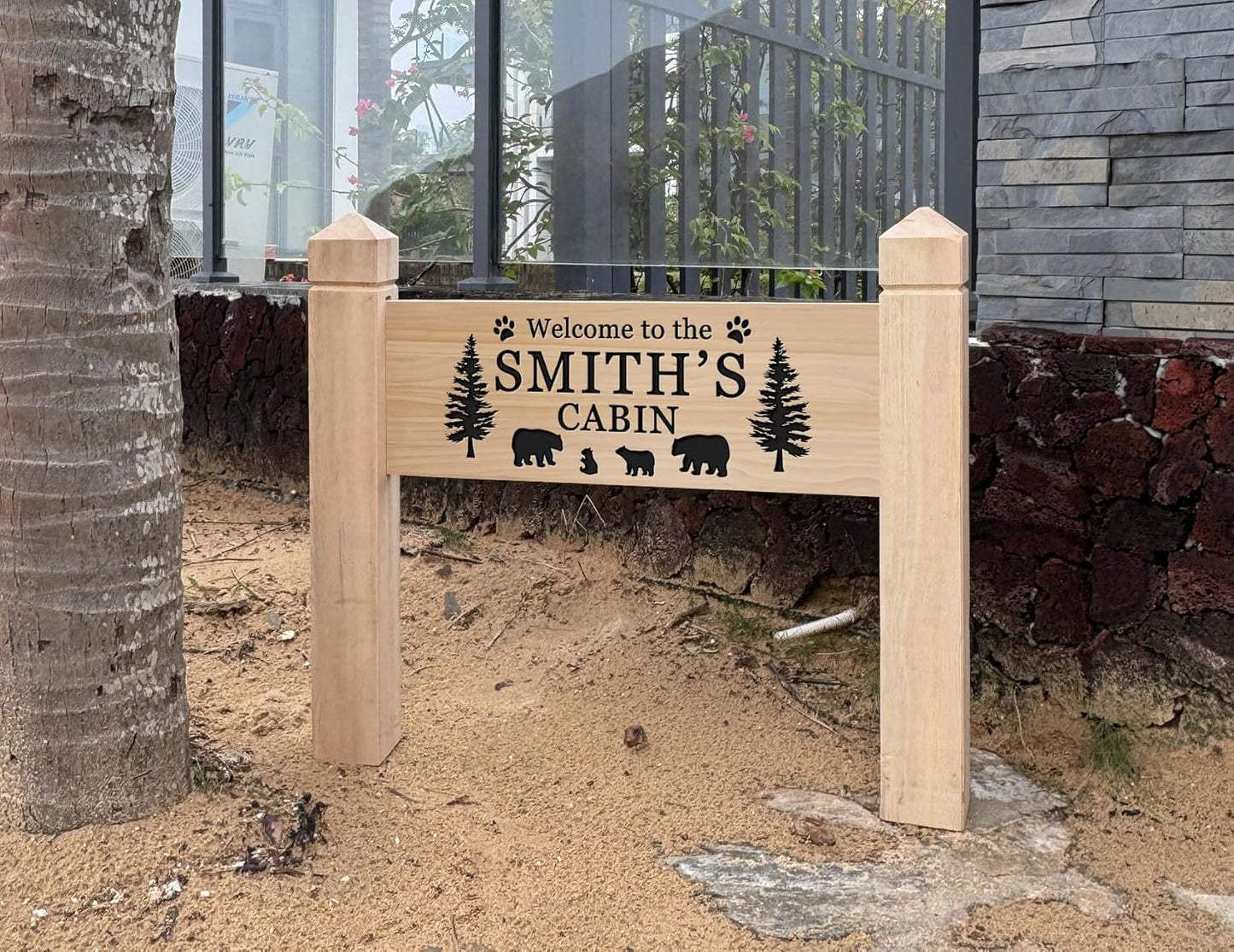 Personalized Family Name Sign with Posts, Large Outdoor Wooden for Bear Theme Sign, Custom Bear Family In Woods Cabin Signs, Custom Carved Cabin Gift, Hunting Decor, Family Members Birthday Gift